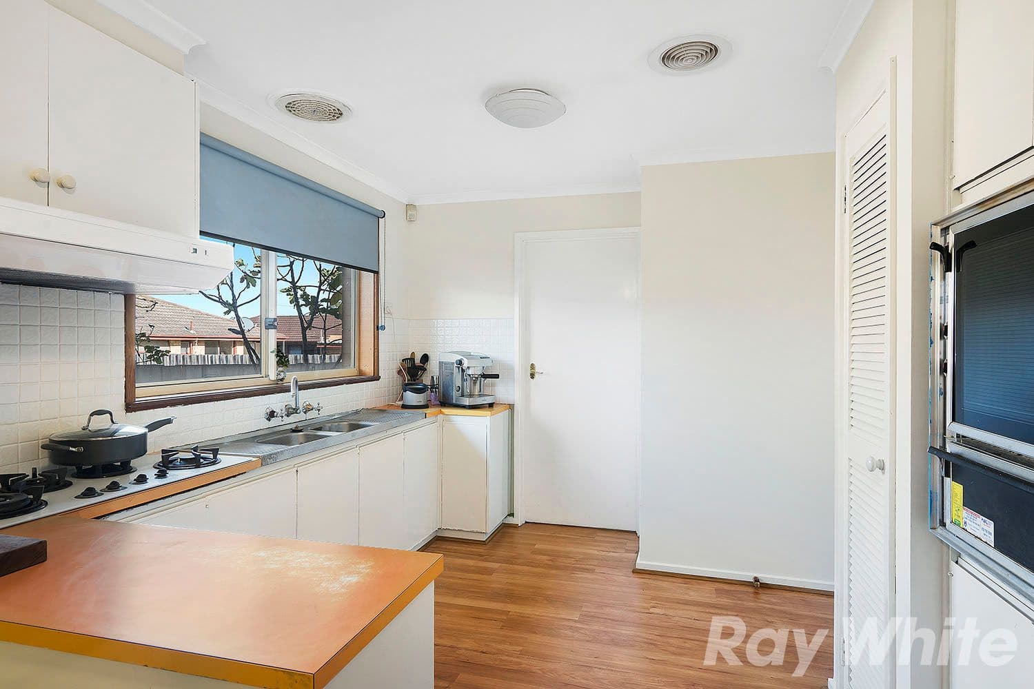 1 Larado Place, Clayton South VIC 3169, Clayton South - Thumbnail 6