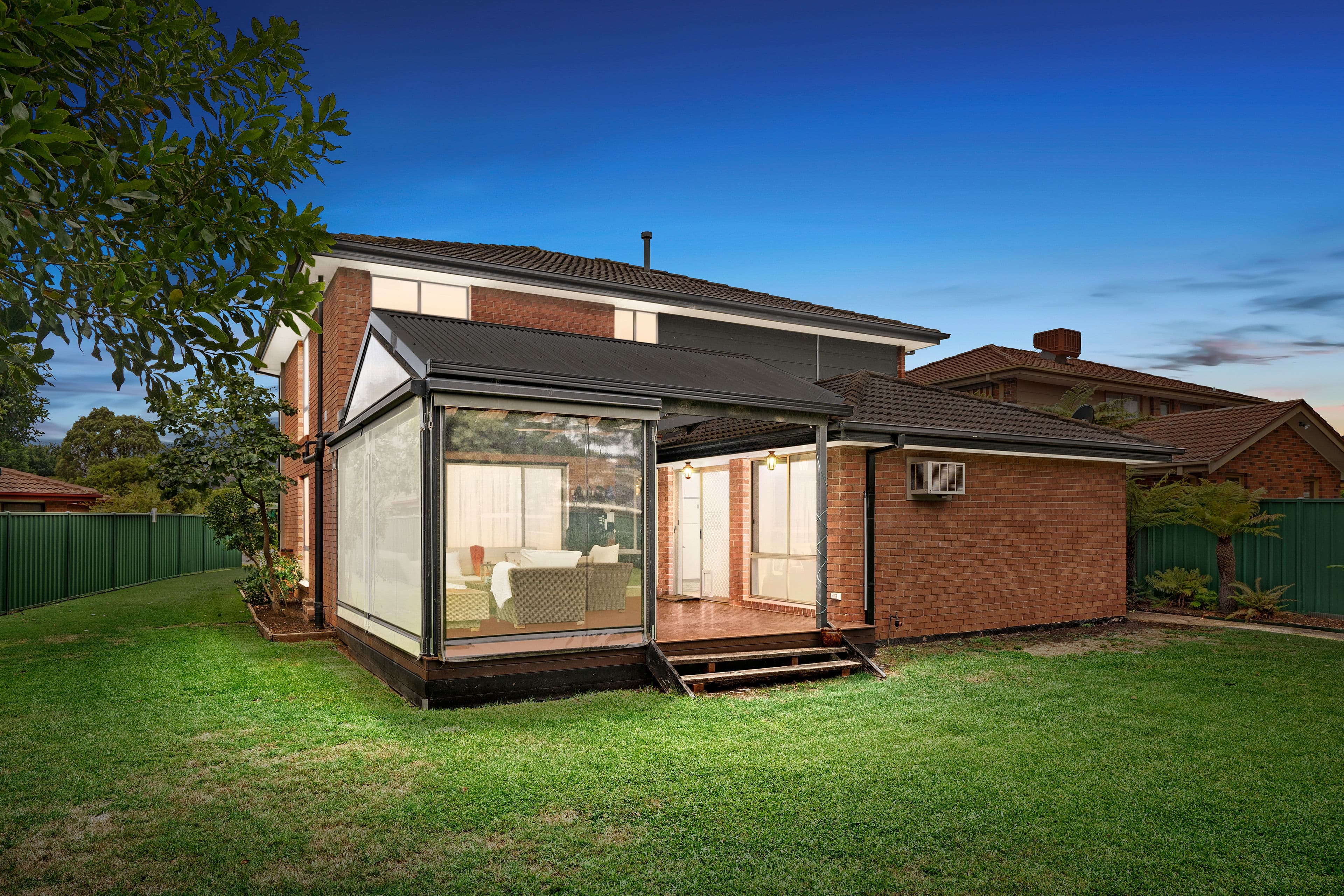 5 Lubbrook Close, Ferntree Gully VIC 3156, Ferntree Gully - Thumbnail 2