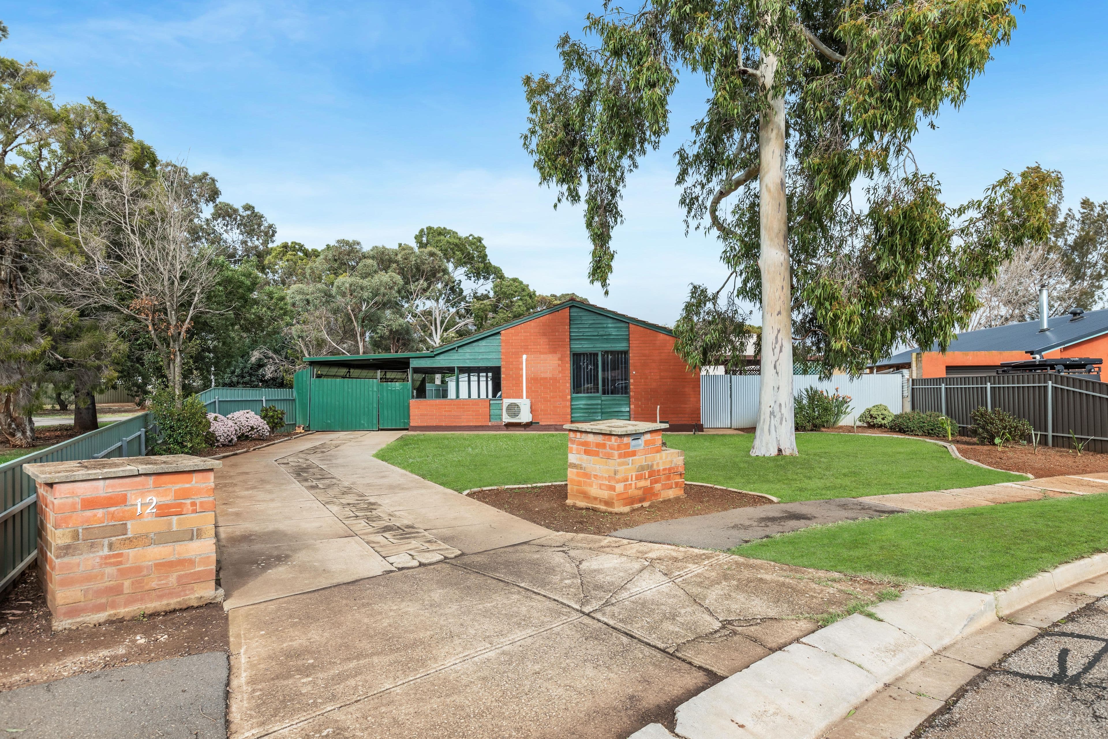 12 Karinga Crescent, Munno Para SA 5115, Munno Para - Image 1
