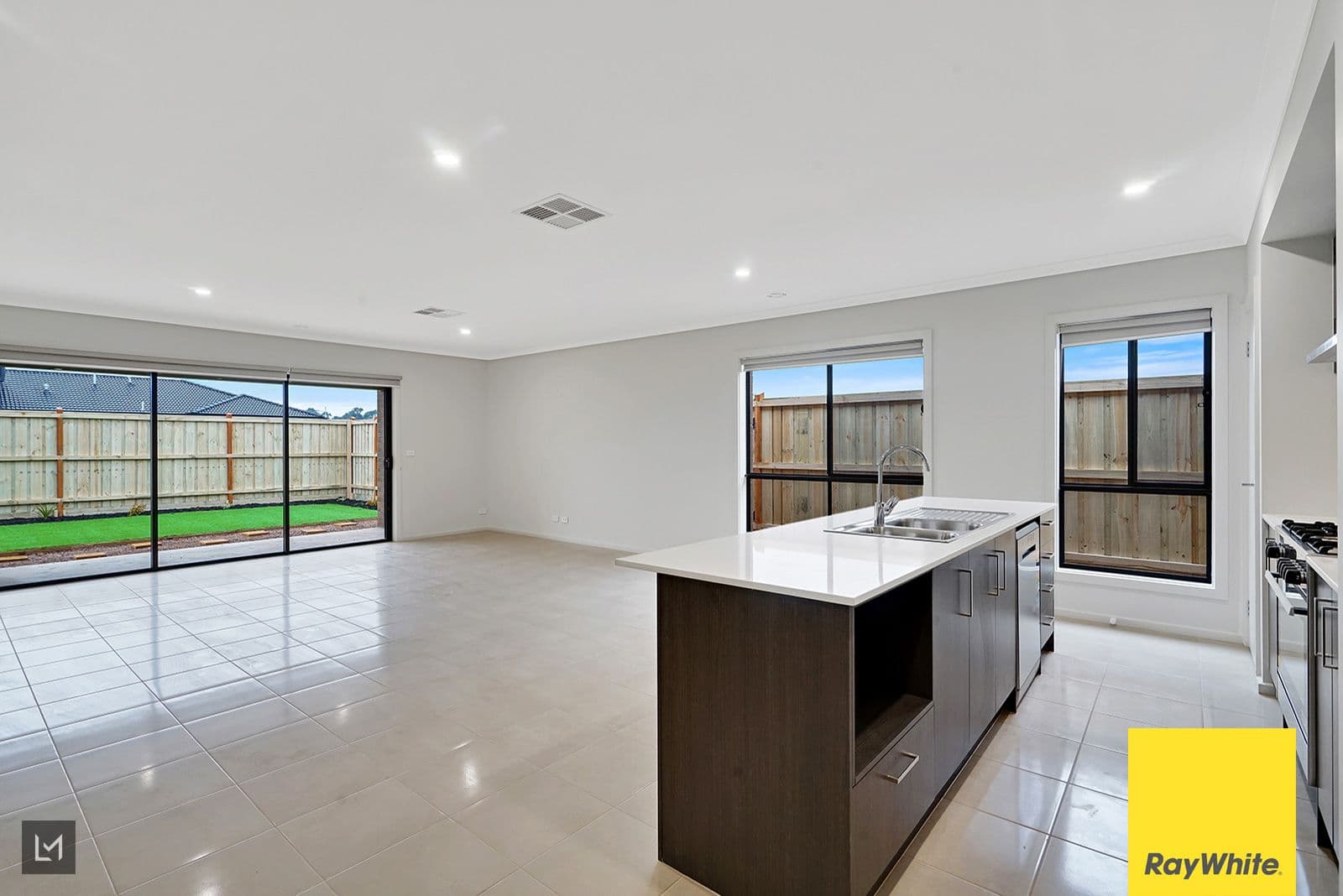 15 Antoinette Street, Tarneit VIC 3029, Tarneit - Thumbnail 6