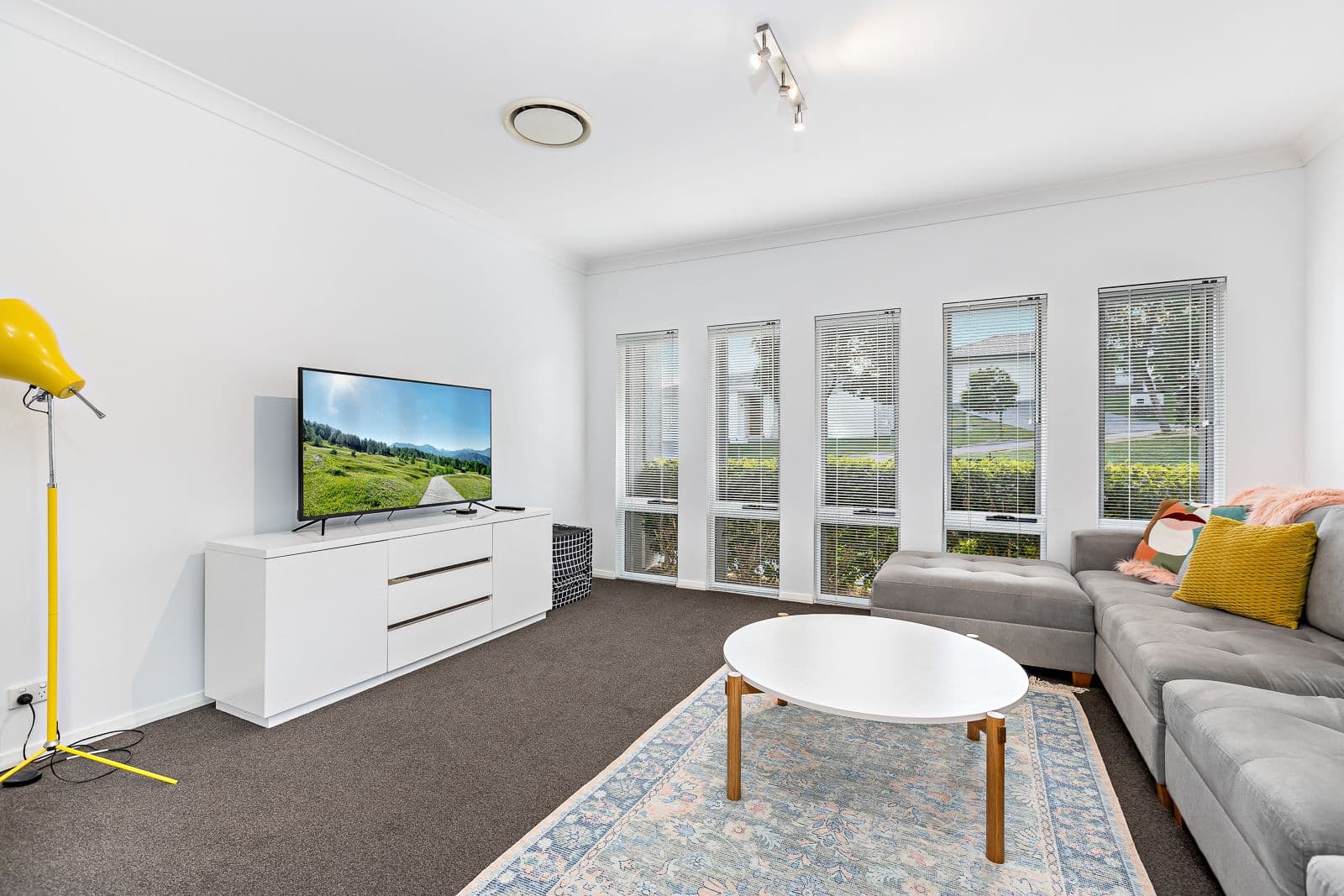 12 Hooghly Avenue, Cameron Park - Thumbnail 7