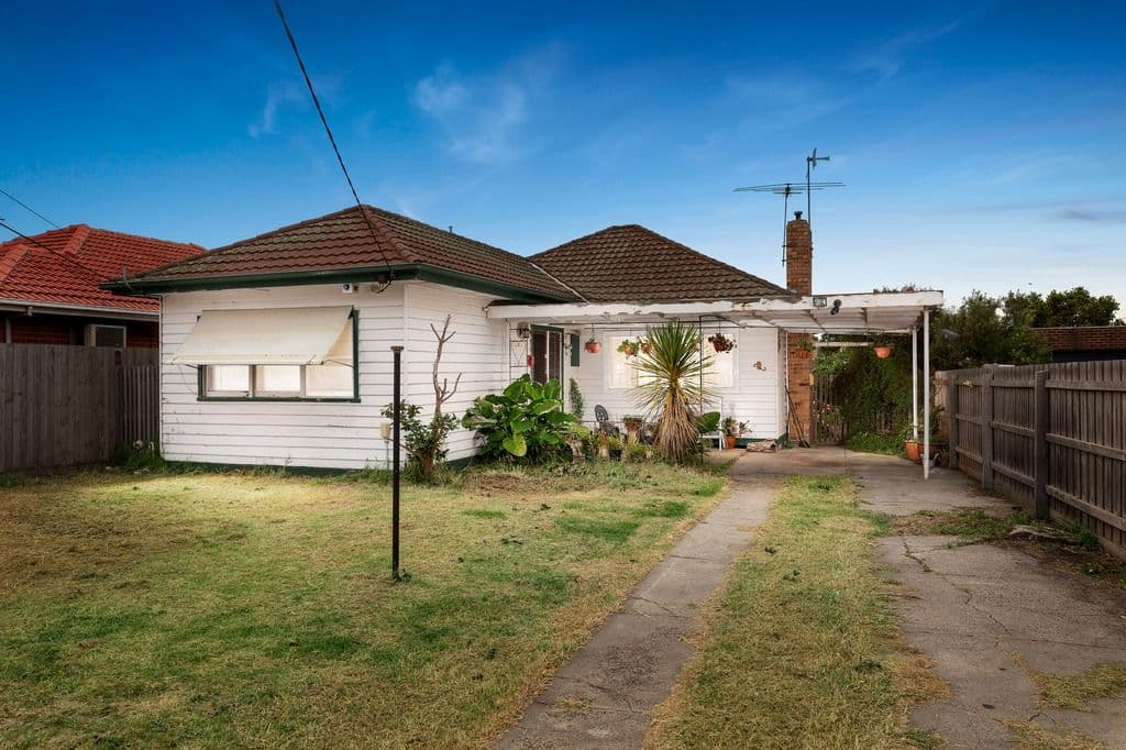 8 Mack Street, Reservoir VIC 3073, Reservoir - Image 1