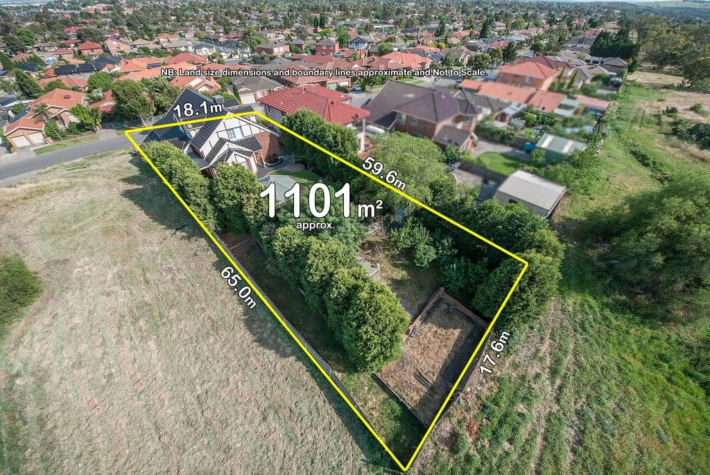 37 Woolnough Drive, Mill Park VIC 3082, Mill Park - Thumbnail 2