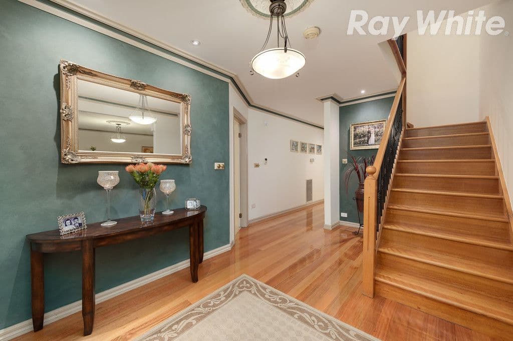 37 Woolnough Drive, Mill Park VIC 3082, Mill Park - Thumbnail 3