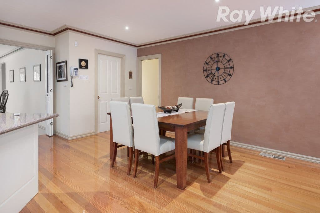 37 Woolnough Drive, Mill Park VIC 3082, Mill Park - Thumbnail 7