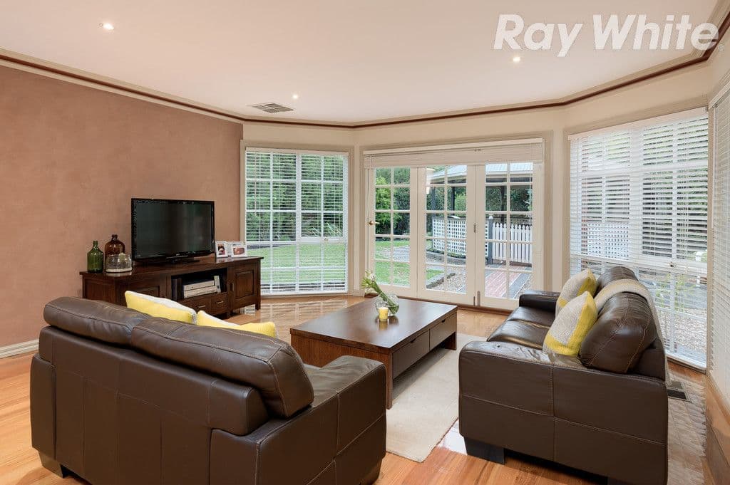 37 Woolnough Drive, Mill Park VIC 3082, Mill Park - Thumbnail 8