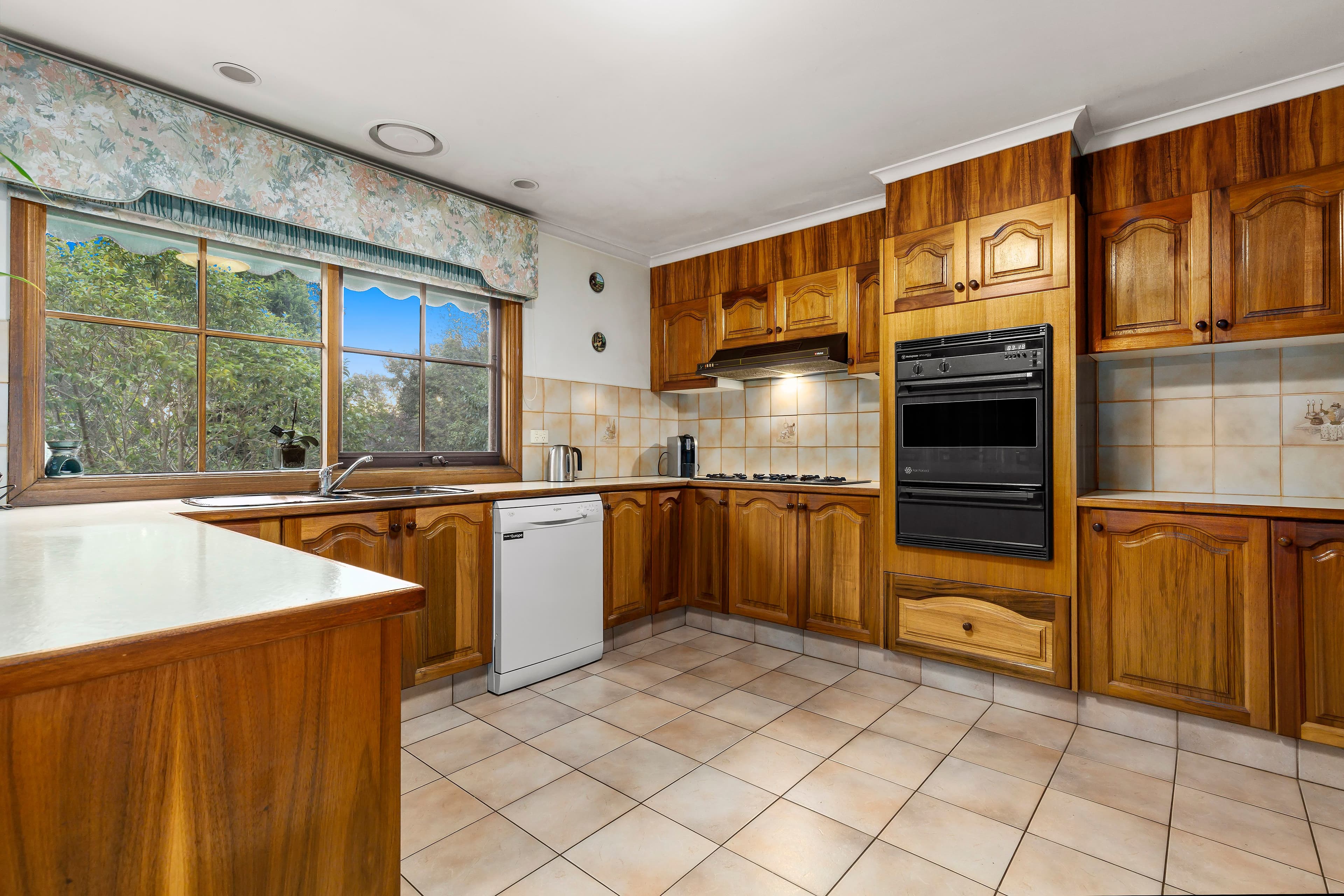 25 Tetragona Quadrant, Rowville VIC 3178, Rowville - Thumbnail 3