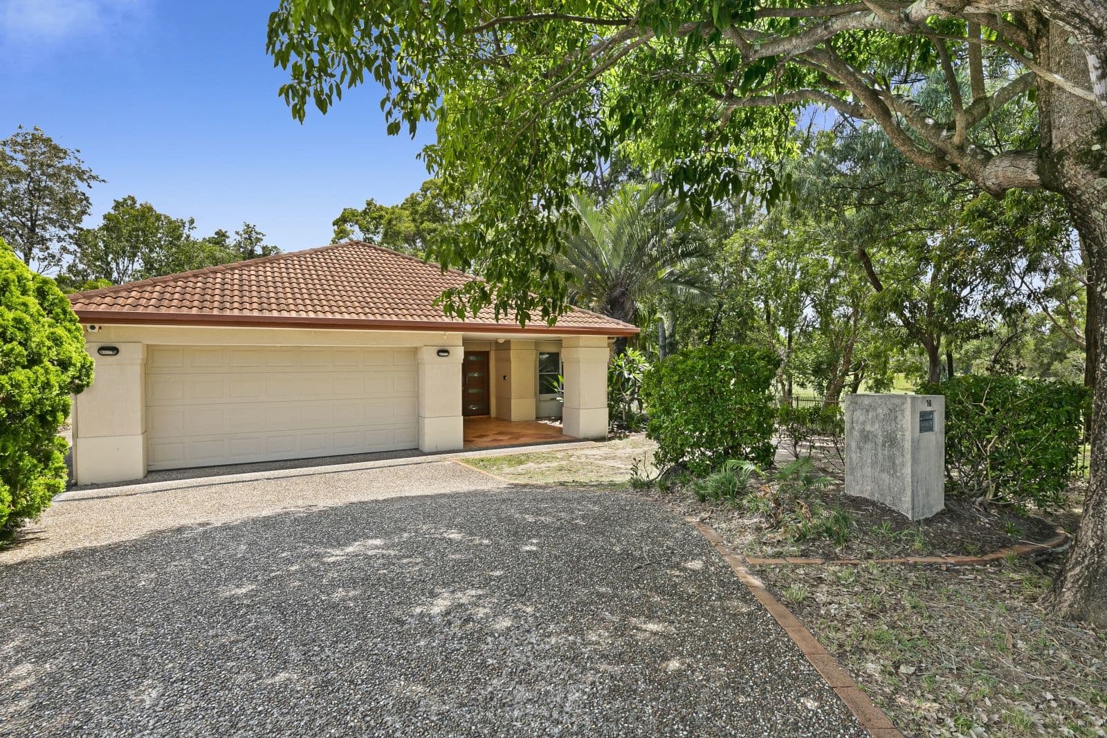 16 Waterwood Court, Arundel QLD 4214, Arundel - Image 1