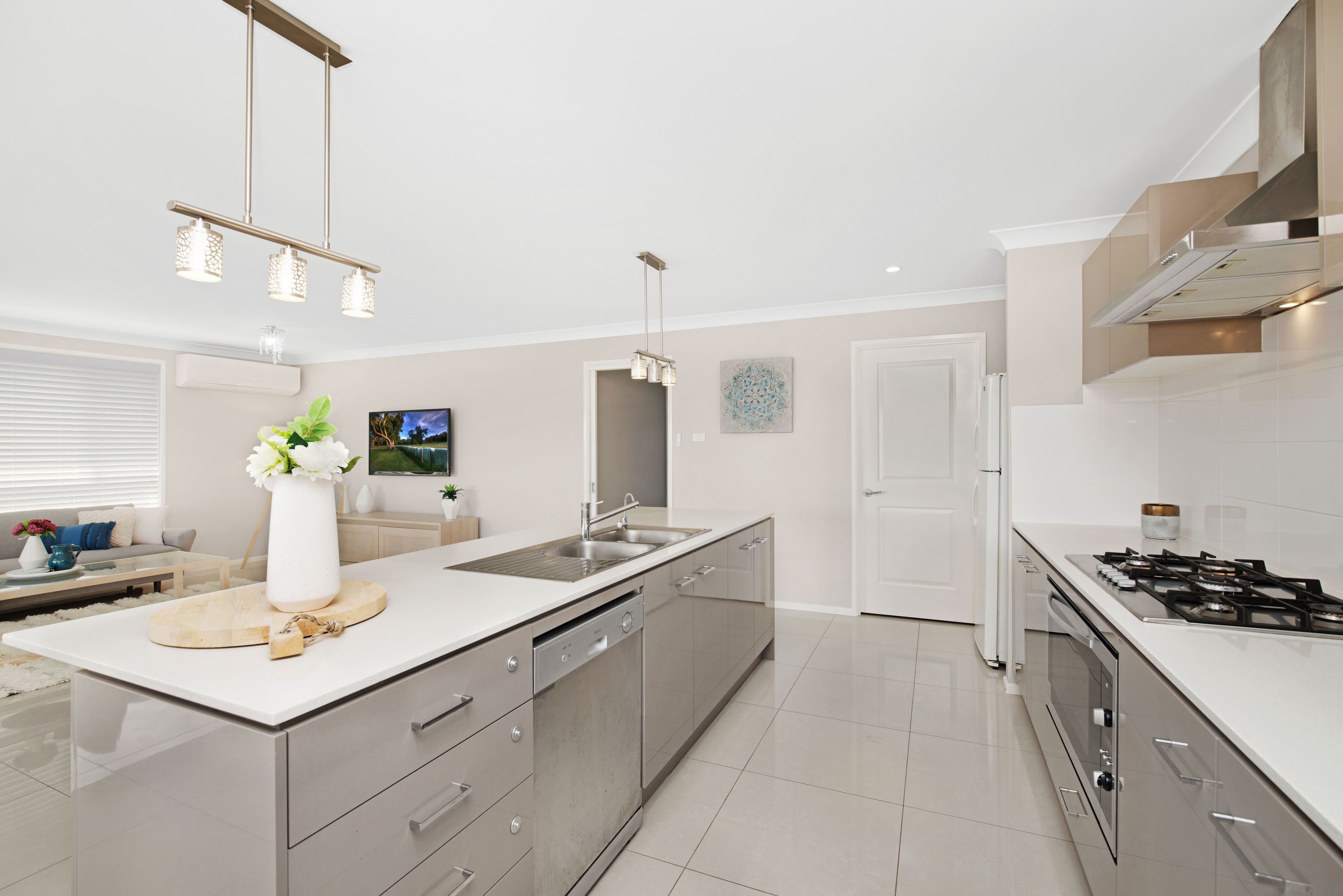 17 Woodhurst Street, Largs - Thumbnail 3