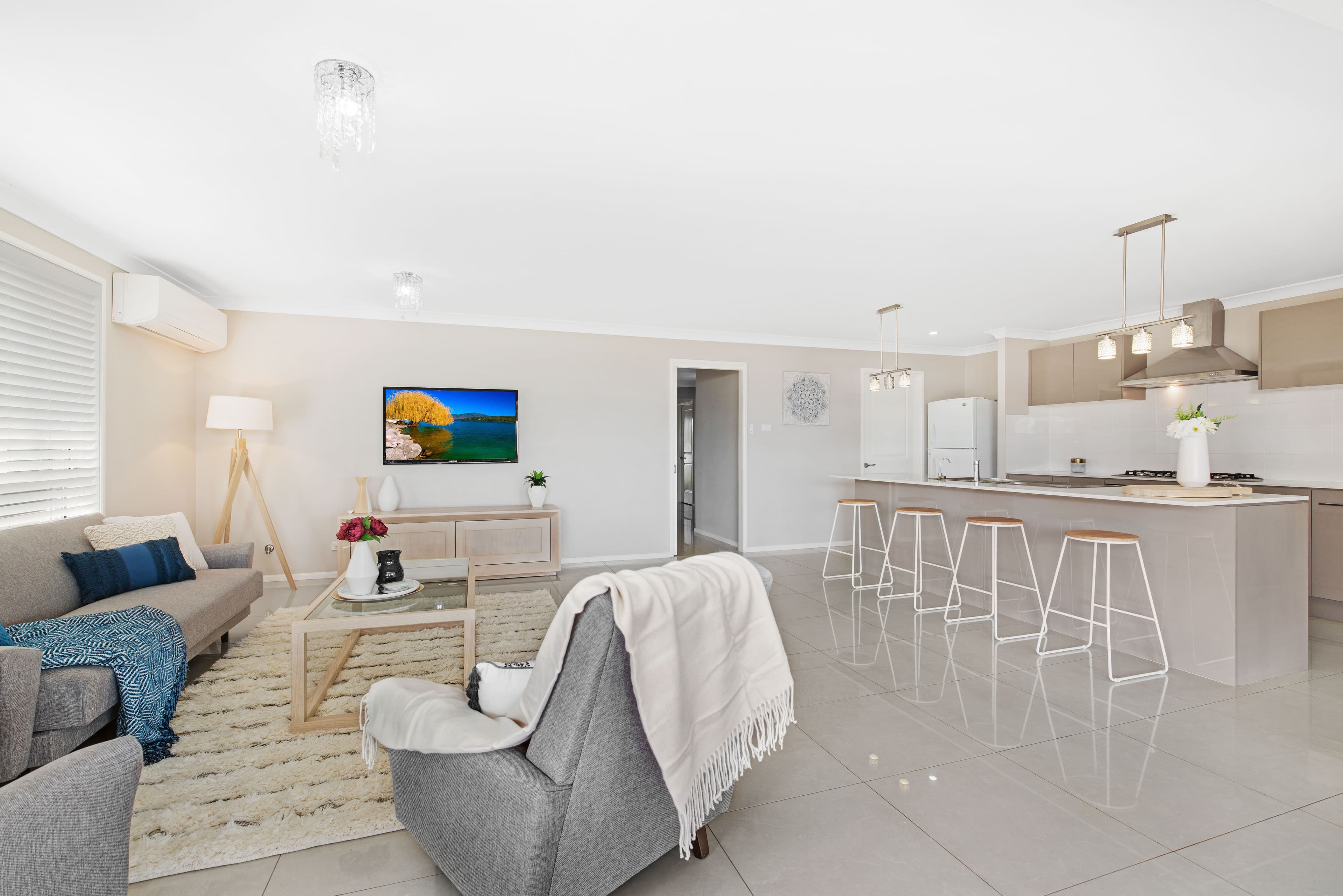 17 Woodhurst Street, Largs - Thumbnail 4