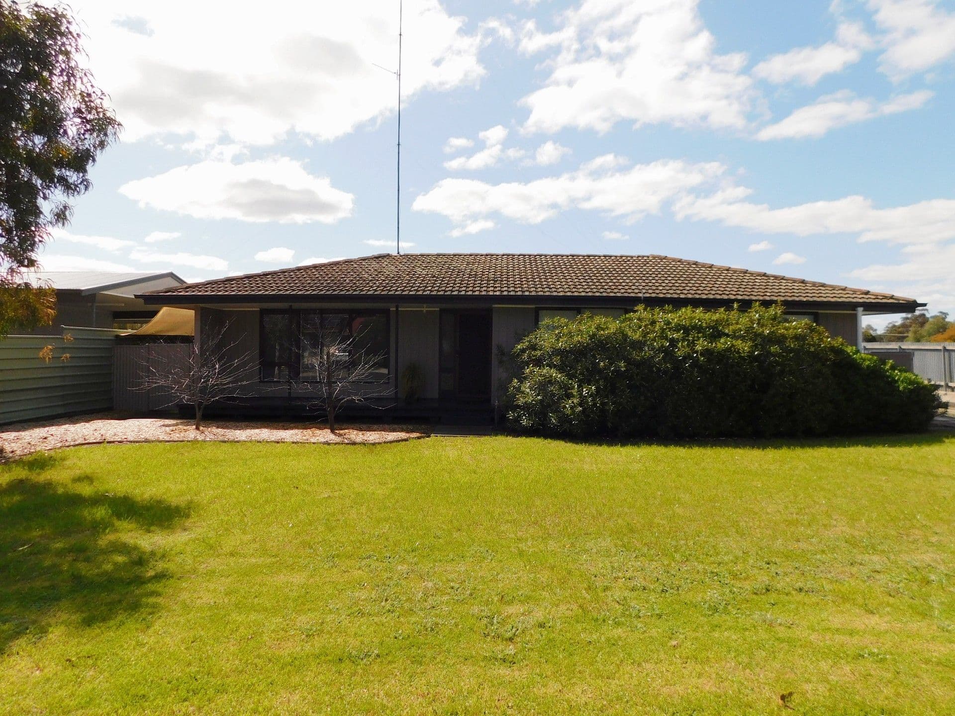 17 Bertha Street, Bordertown SA 5268, Bordertown - Image 1