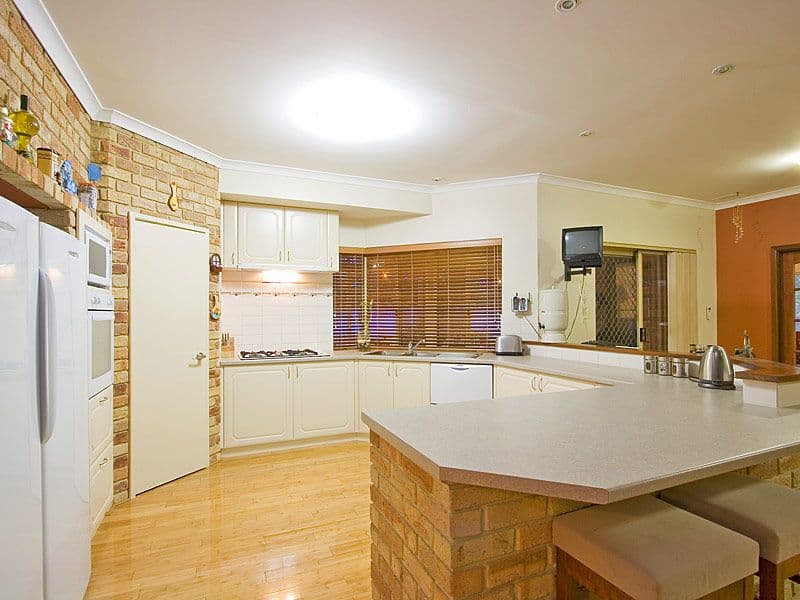 30 Mudlark Crescent, BALLAJURA WA 6066, Ballajura - Thumbnail 7