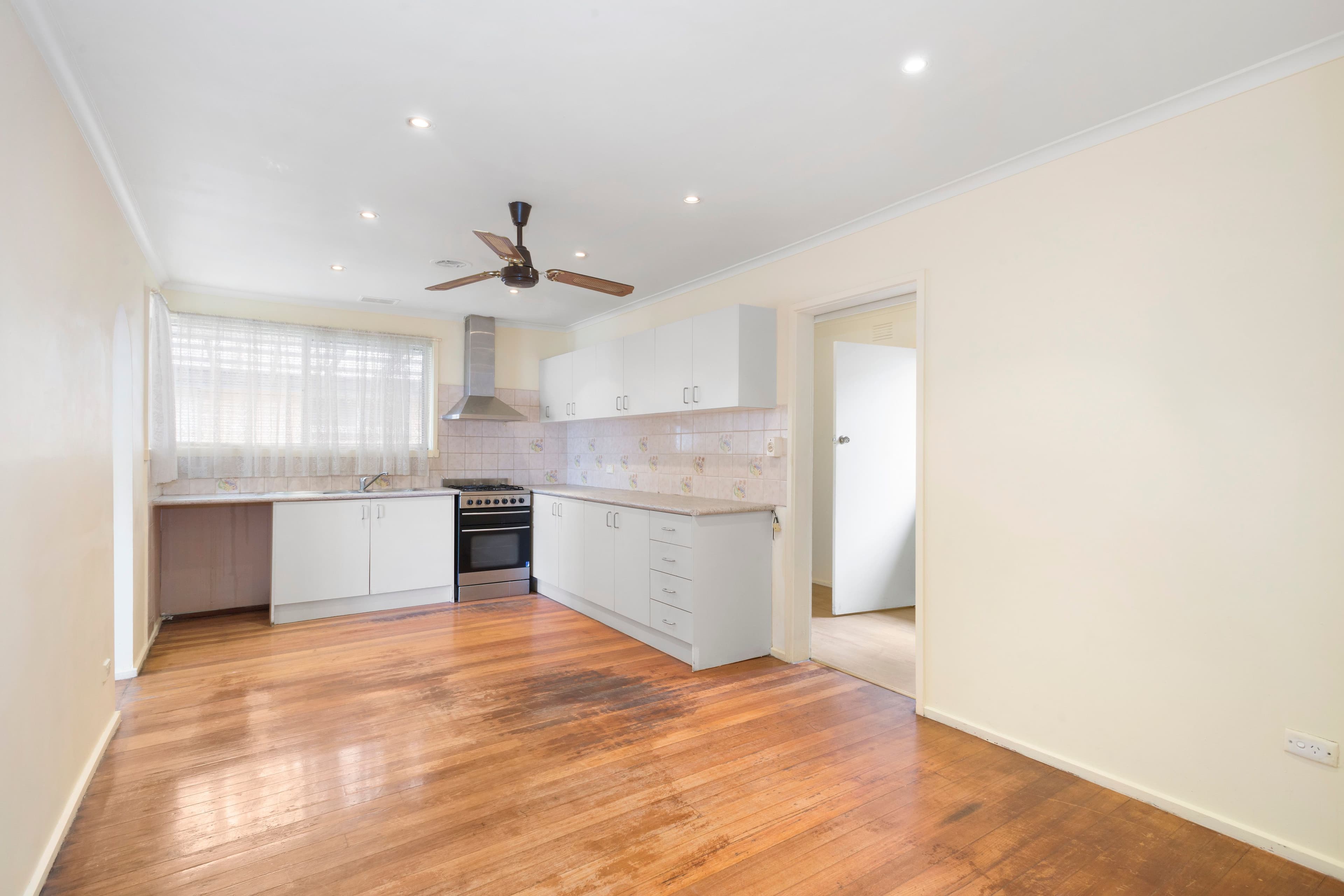 196 Darebin Drive, Lalor VIC 3075, Lalor - Thumbnail 7