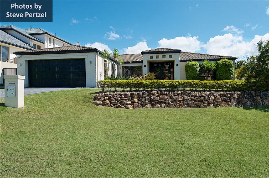 4 Selsey Court, Arundel QLD 4214, Arundel - Image 1