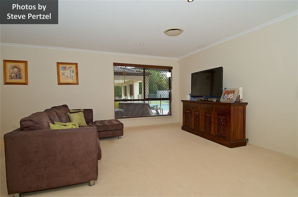 4 Selsey Court, Arundel QLD 4214, Arundel - Thumbnail 3