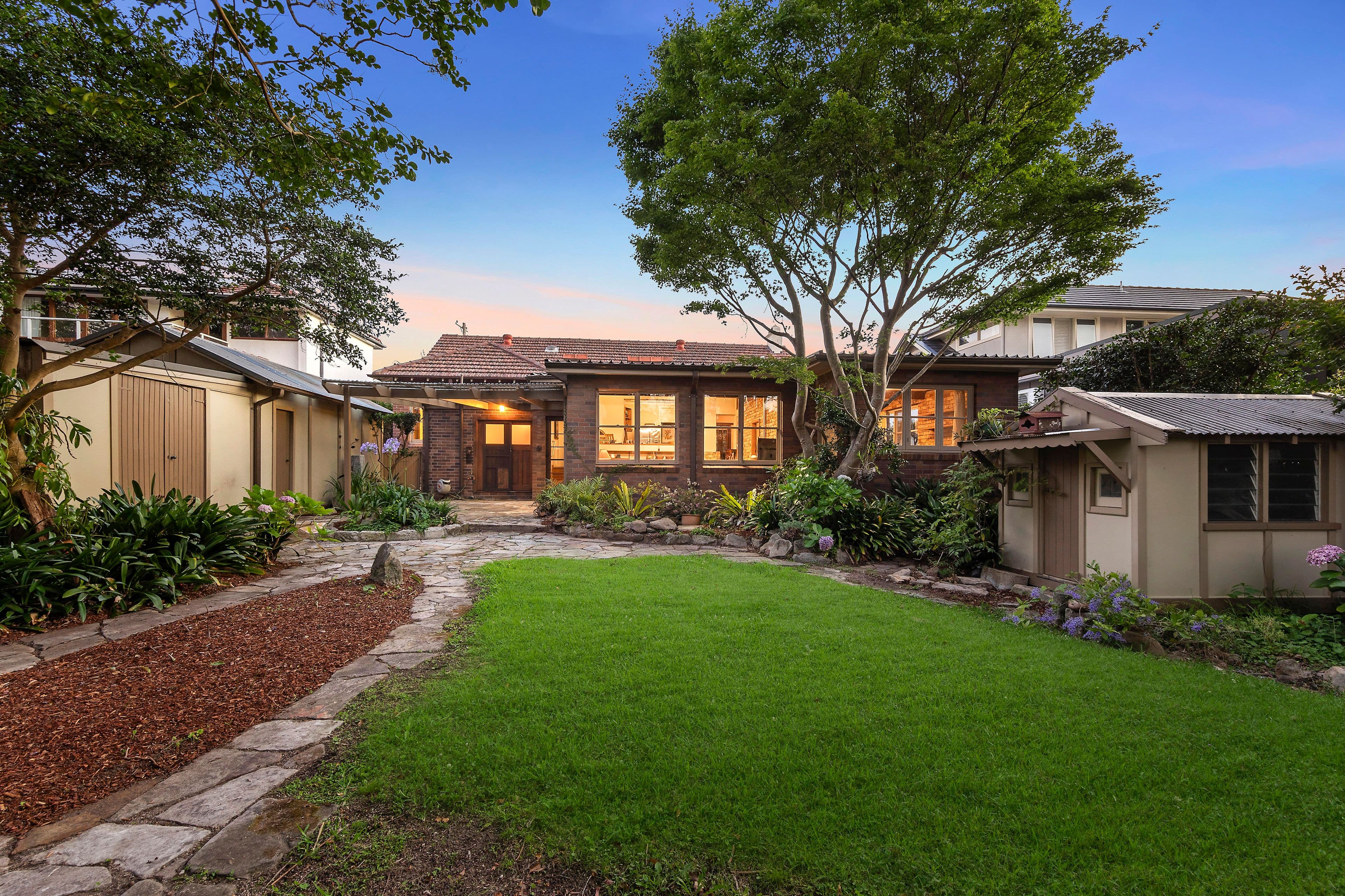12 Duntroon Avenue, Roseville NSW 2069, Roseville - Thumbnail 2
