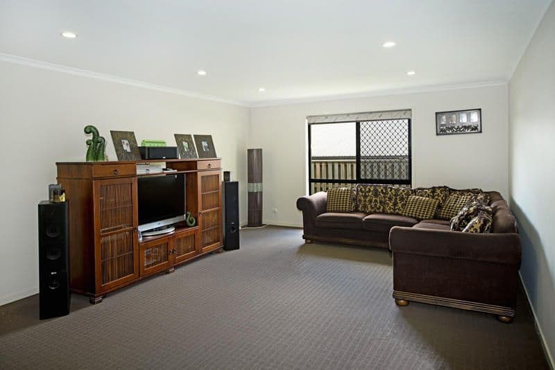 10 Phaeton Street, UPPER COOMERA QLD 4209, Upper Coomera - Thumbnail 4