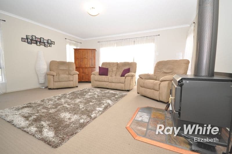 23 Chelmsford Street, CRAIGMORE SA 5114, Craigmore - Thumbnail 3