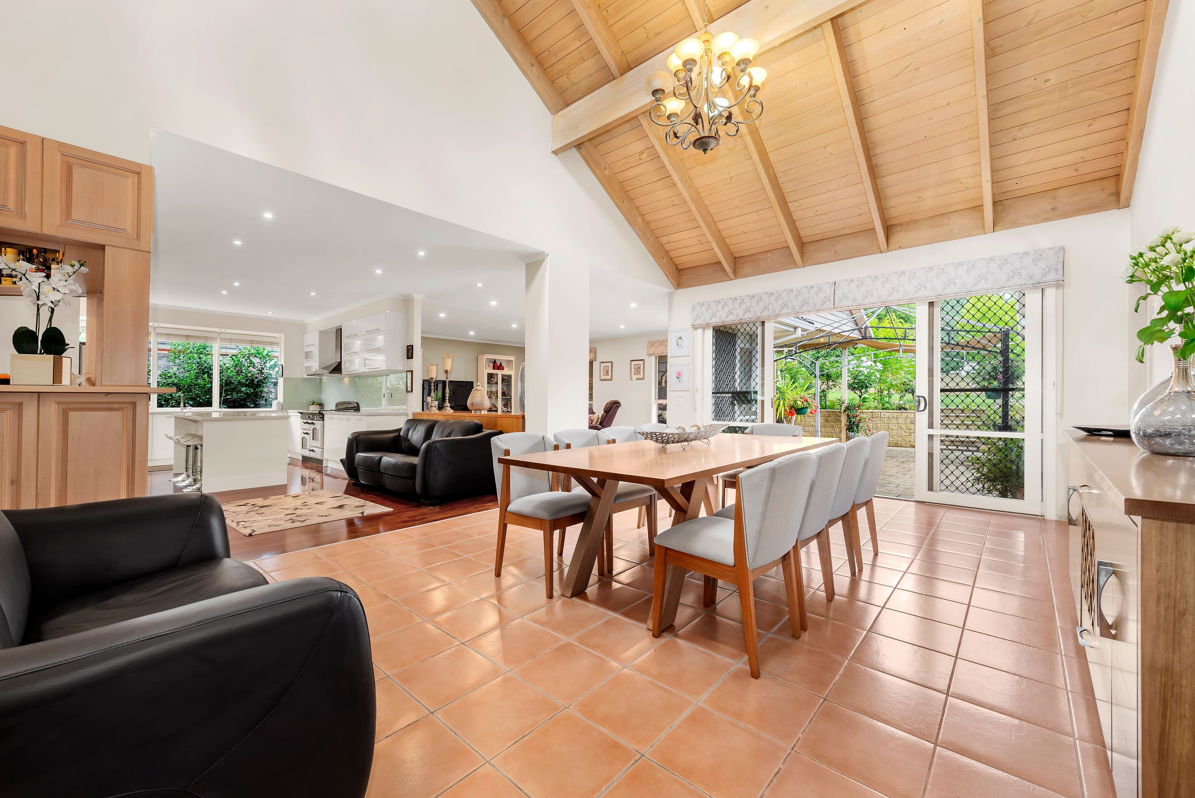 75 Timbertop Drive, Rowville VIC 3178, Rowville - Thumbnail 6