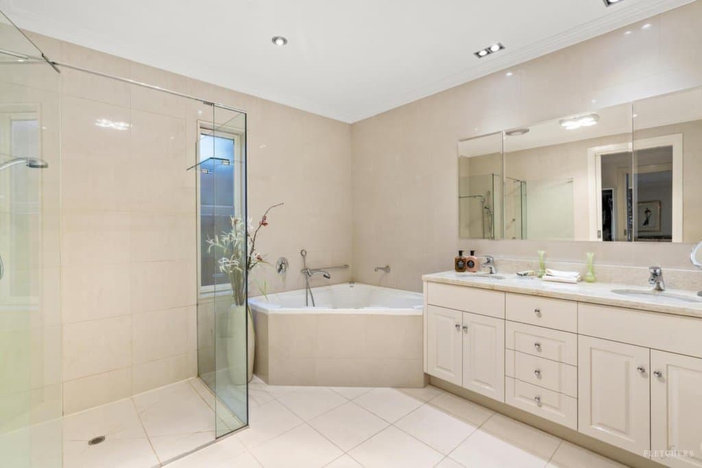 9 Macedon Avenue, Balwyn North - Thumbnail 6