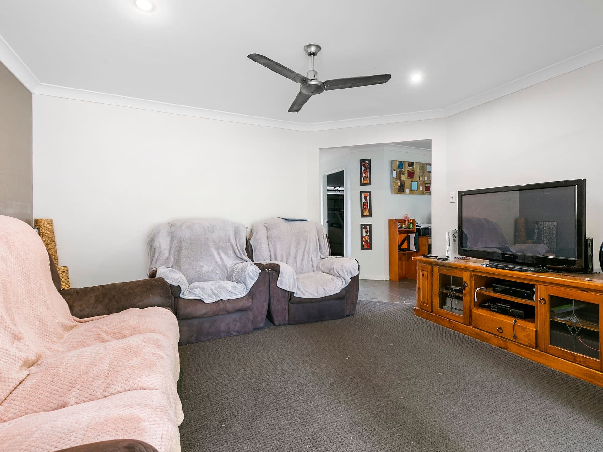 13 Peacock Drive, Bundamba QLD 4304, Bundamba - Thumbnail 6