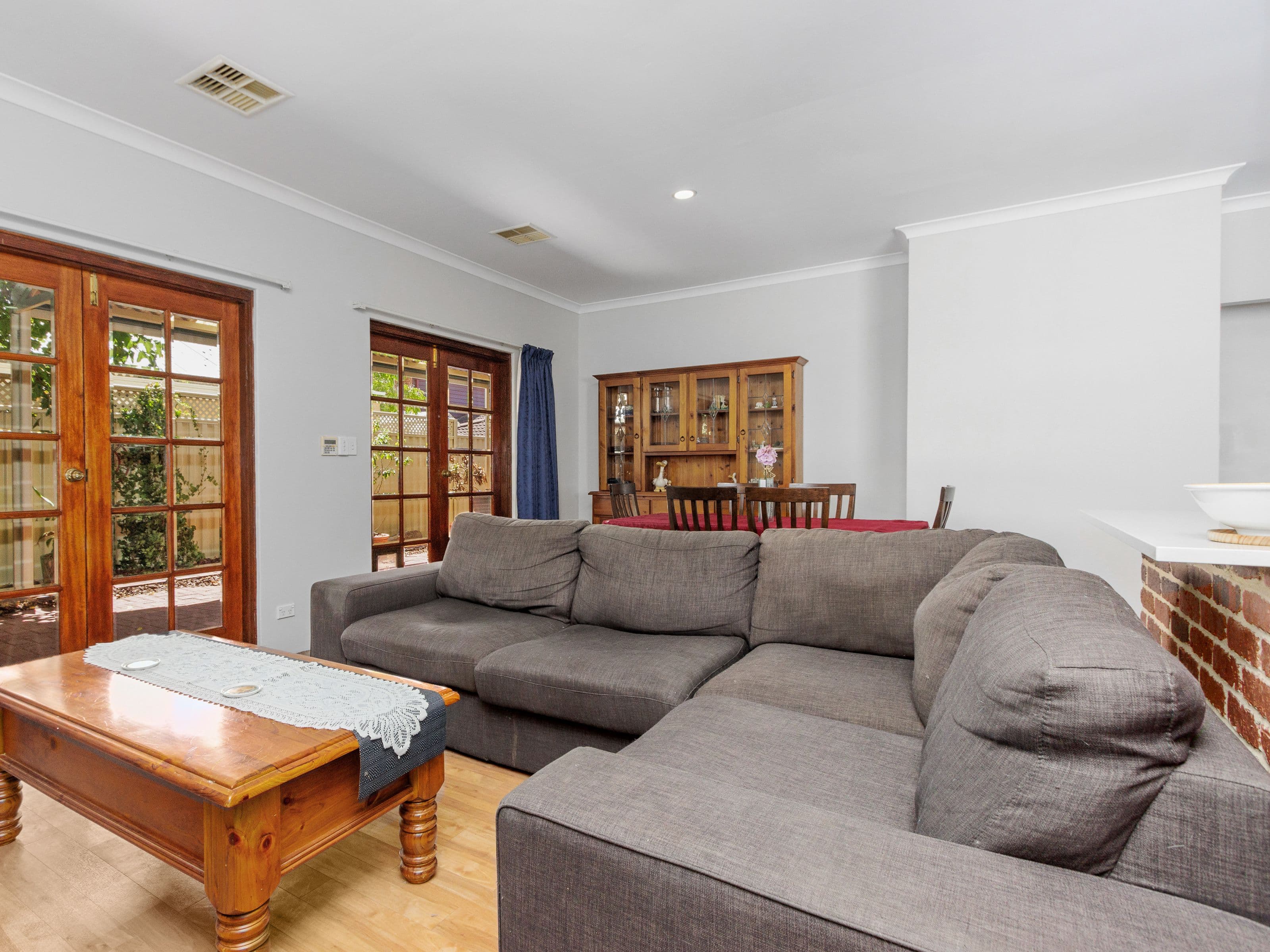 30 Conochie Crescent, Manning WA 6152, Manning - Thumbnail 5