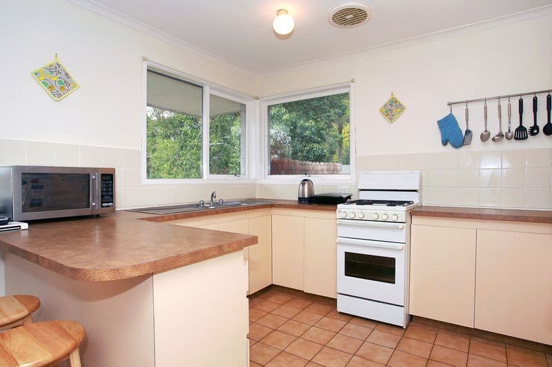 24 Munro Street, RINGWOOD VIC 3134, Ringwood - Thumbnail 2