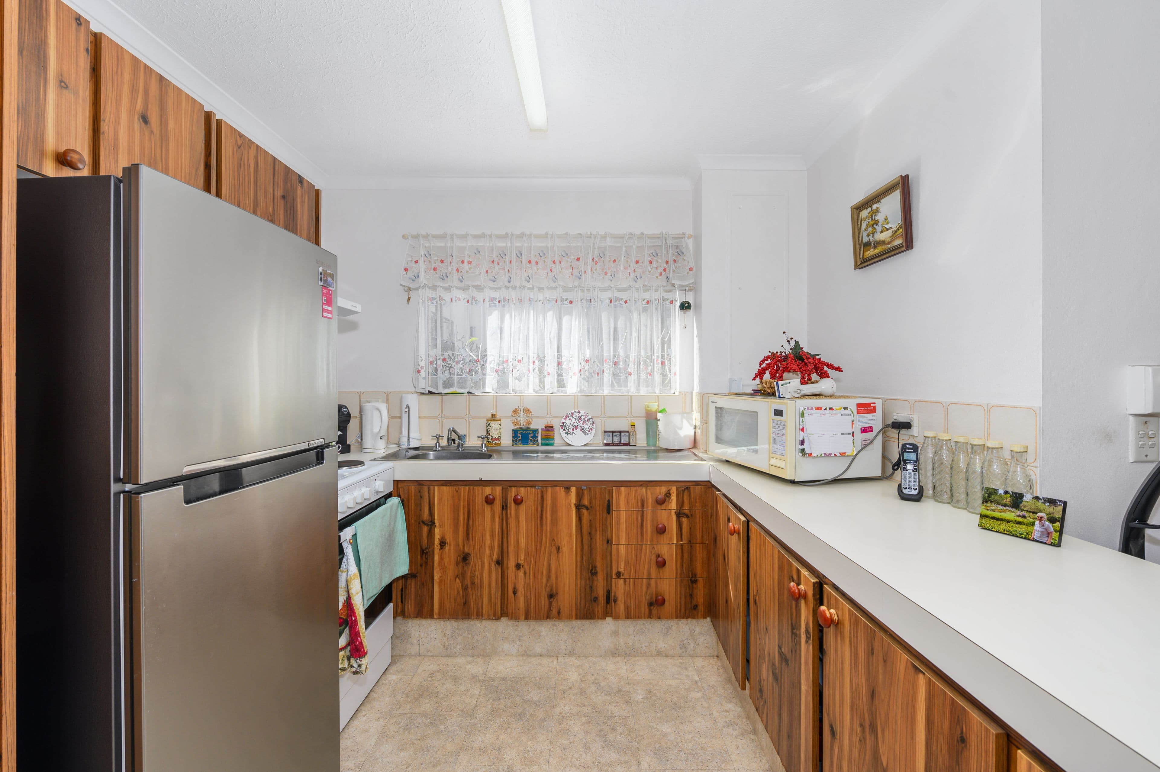 5 Christine Avenue, Miami QLD 4220, Miami - Thumbnail 3