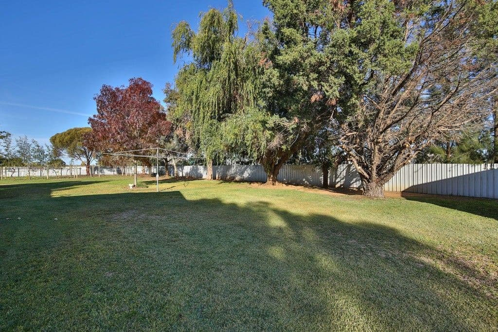 27 Main Avenue South, Merbein VIC 3505, Merbein - Thumbnail 4