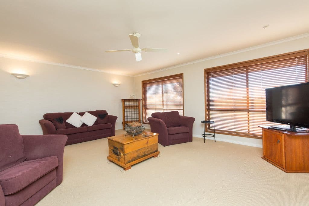 27 Main Avenue South, Merbein VIC 3505, Merbein - Thumbnail 5
