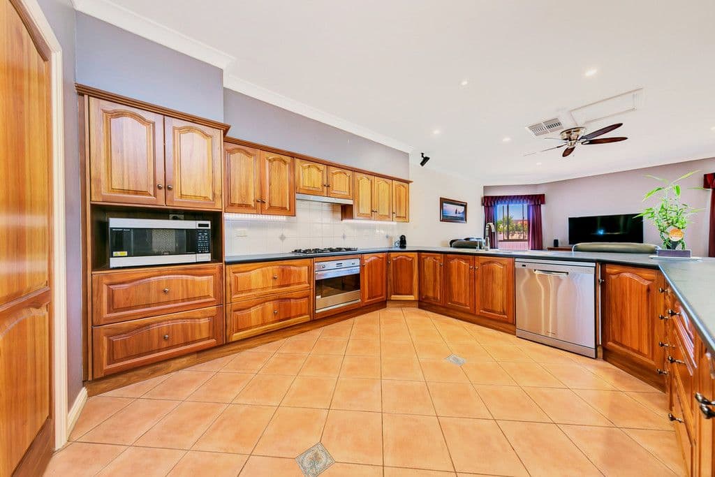 44 Thiele Crescent, Evanston Park SA 5116, Evanston Park - Thumbnail 2