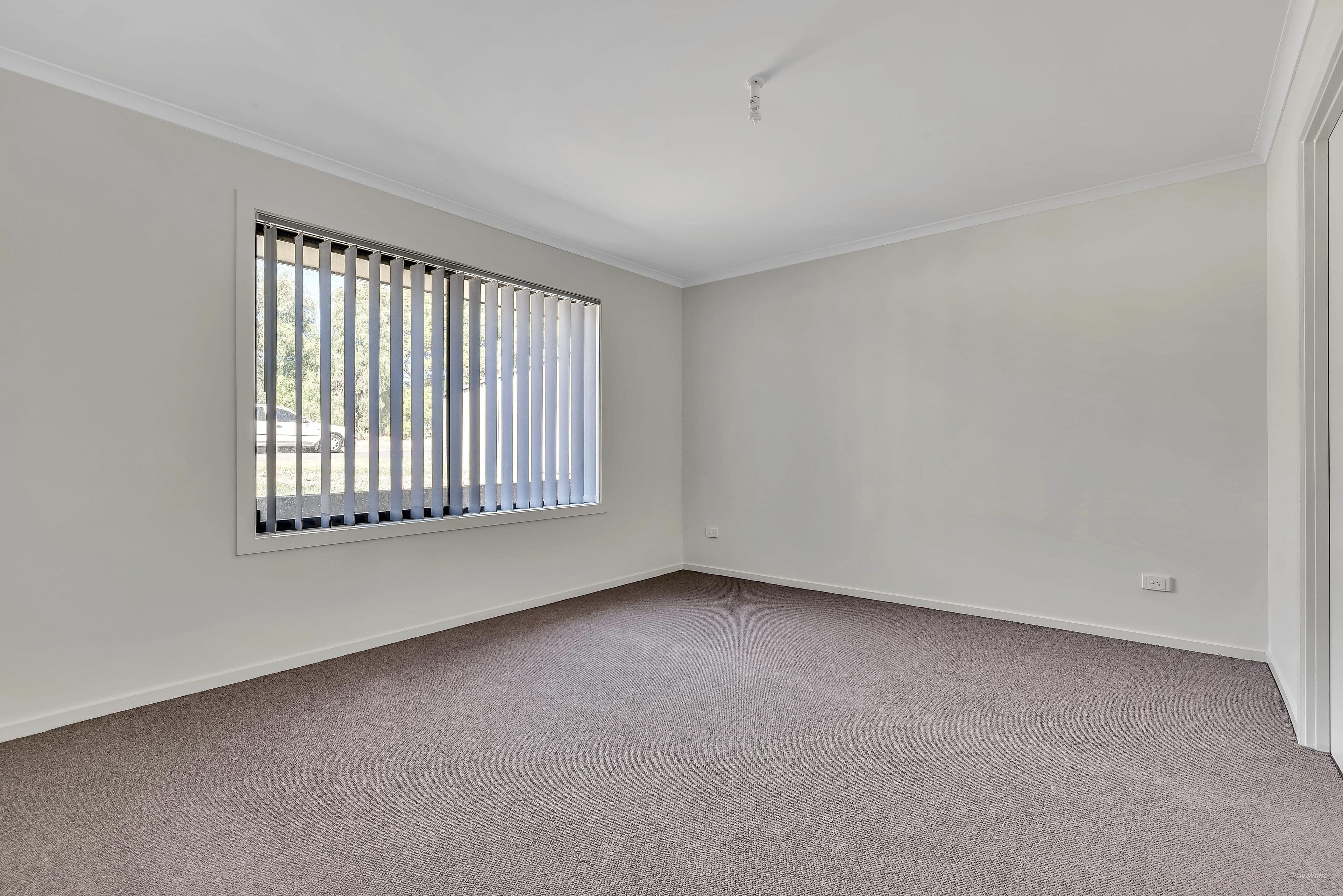 47 Stratton Road, Elizabeth Downs SA 5113, Elizabeth Downs - Thumbnail 2