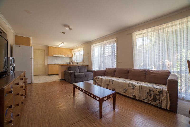 21 Sapphire Drive, Hampton Park VIC 3976, Hampton Park - Thumbnail 3