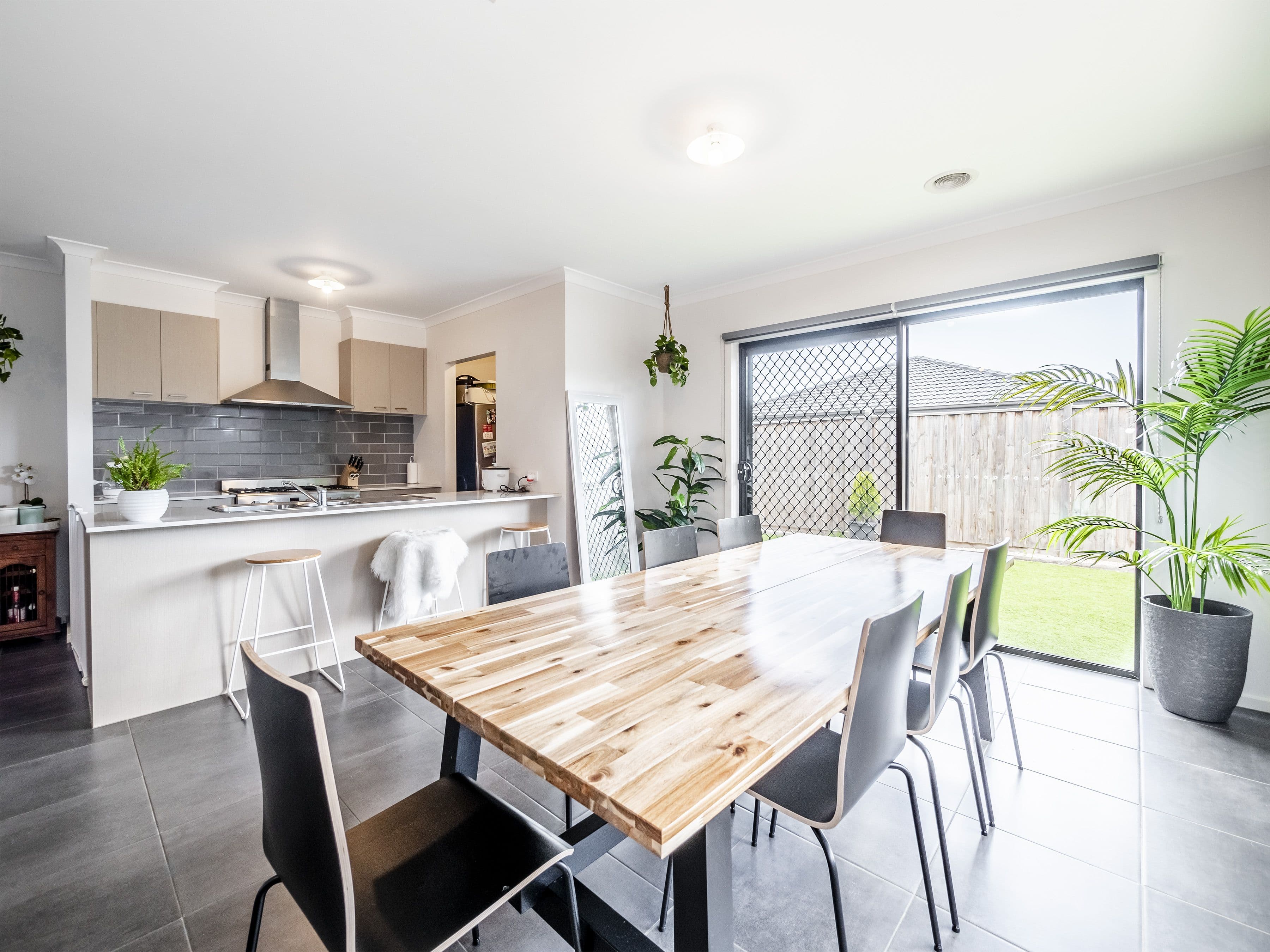 23 Capstone Street, Clyde VIC 3978, Clyde - Thumbnail 4