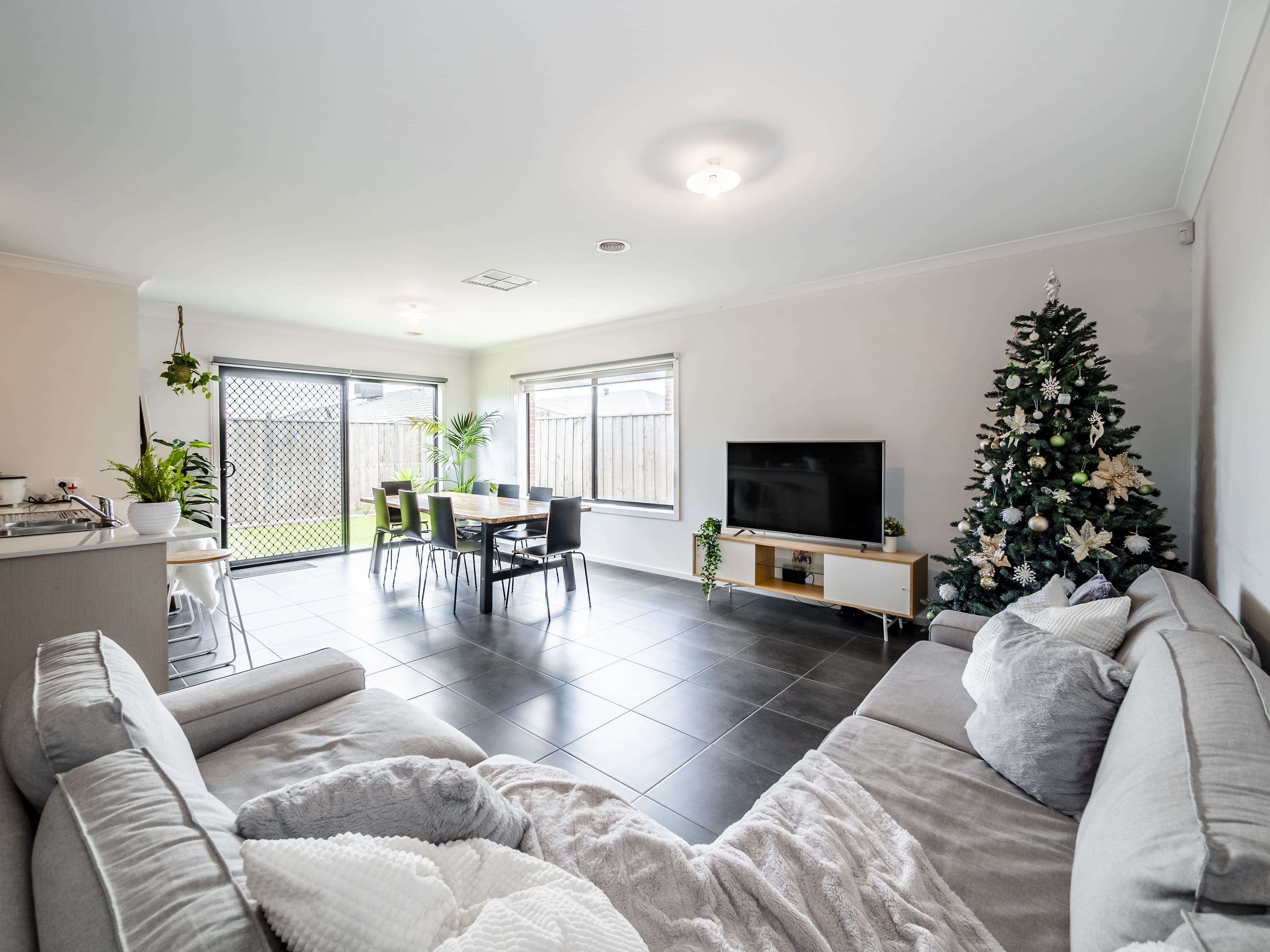 23 Capstone Street, Clyde VIC 3978, Clyde - Thumbnail 8