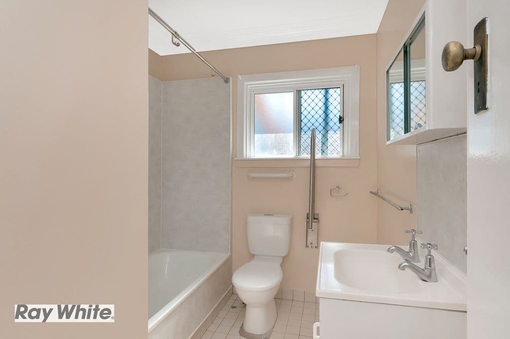 48 Lorikeet Street, INALA QLD 4077, Inala - Thumbnail 6