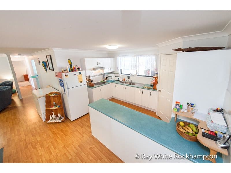 37 Oxley Drive, GLENLEE QLD 4711, Glenlee - Thumbnail 6