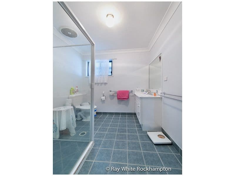 37 Oxley Drive, GLENLEE QLD 4711, Glenlee - Thumbnail 8