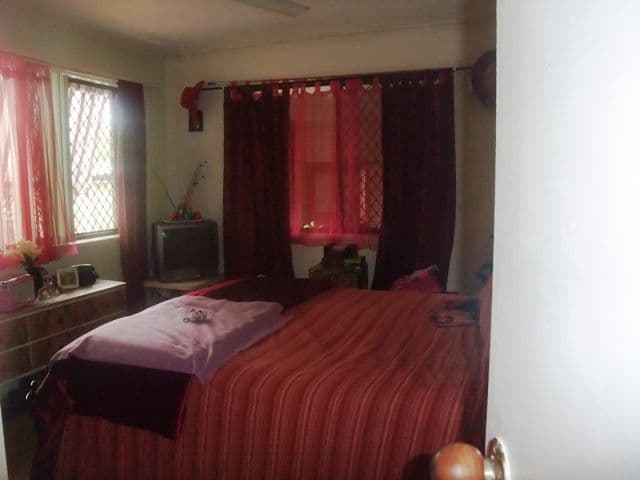 Unit 1, 25 Byron Street, MACKAY QLD 4740, Mackay - Thumbnail 2