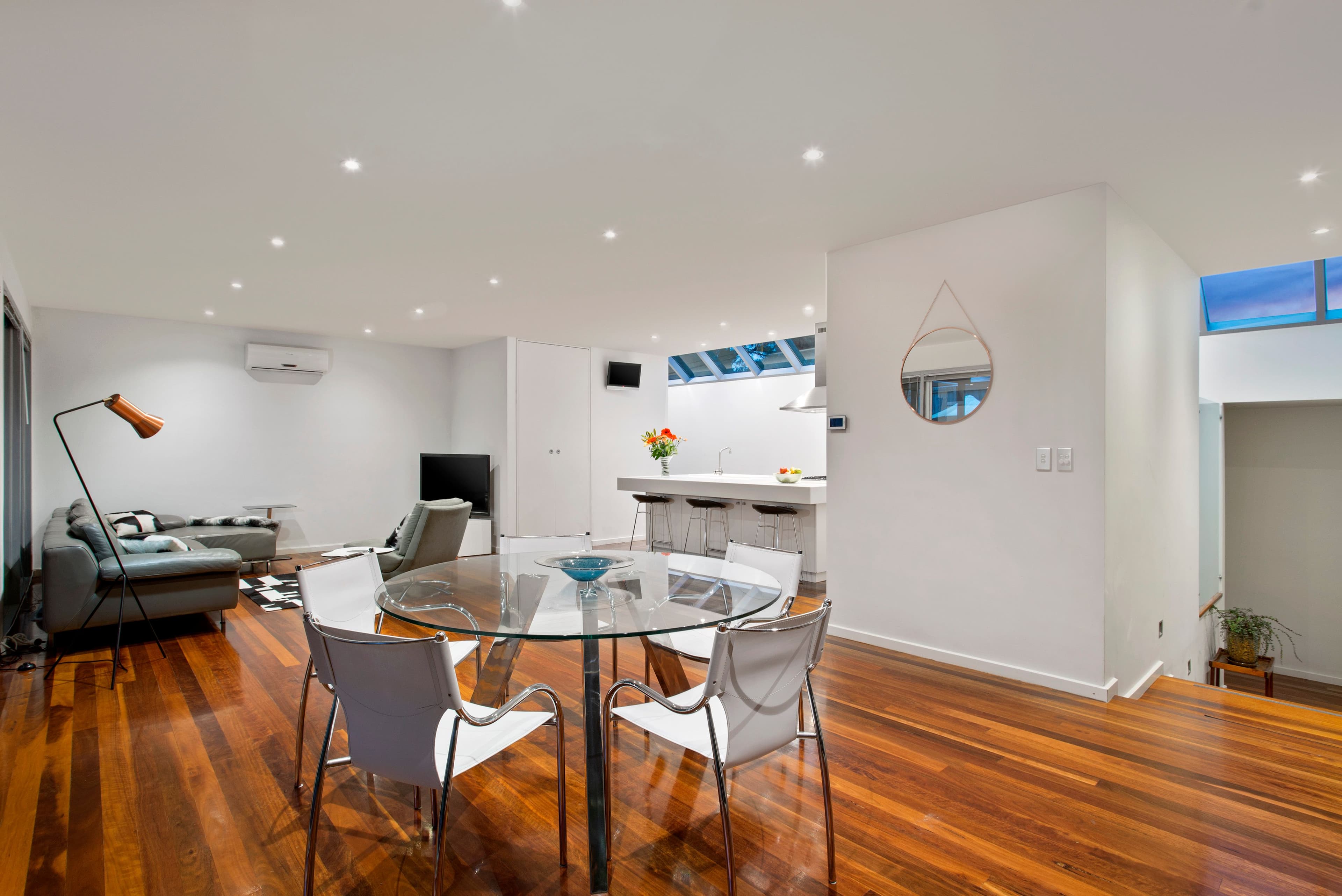49 Albion Crescent, Greensborough VIC 3088, Greensborough - Thumbnail 2