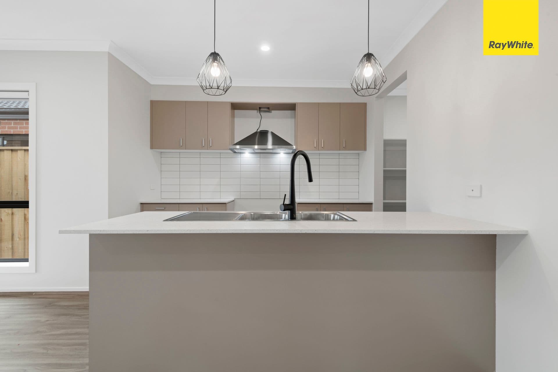 7 Midguard Road, WEIR VIEWS VIC 3338, Weir Views - Thumbnail 4
