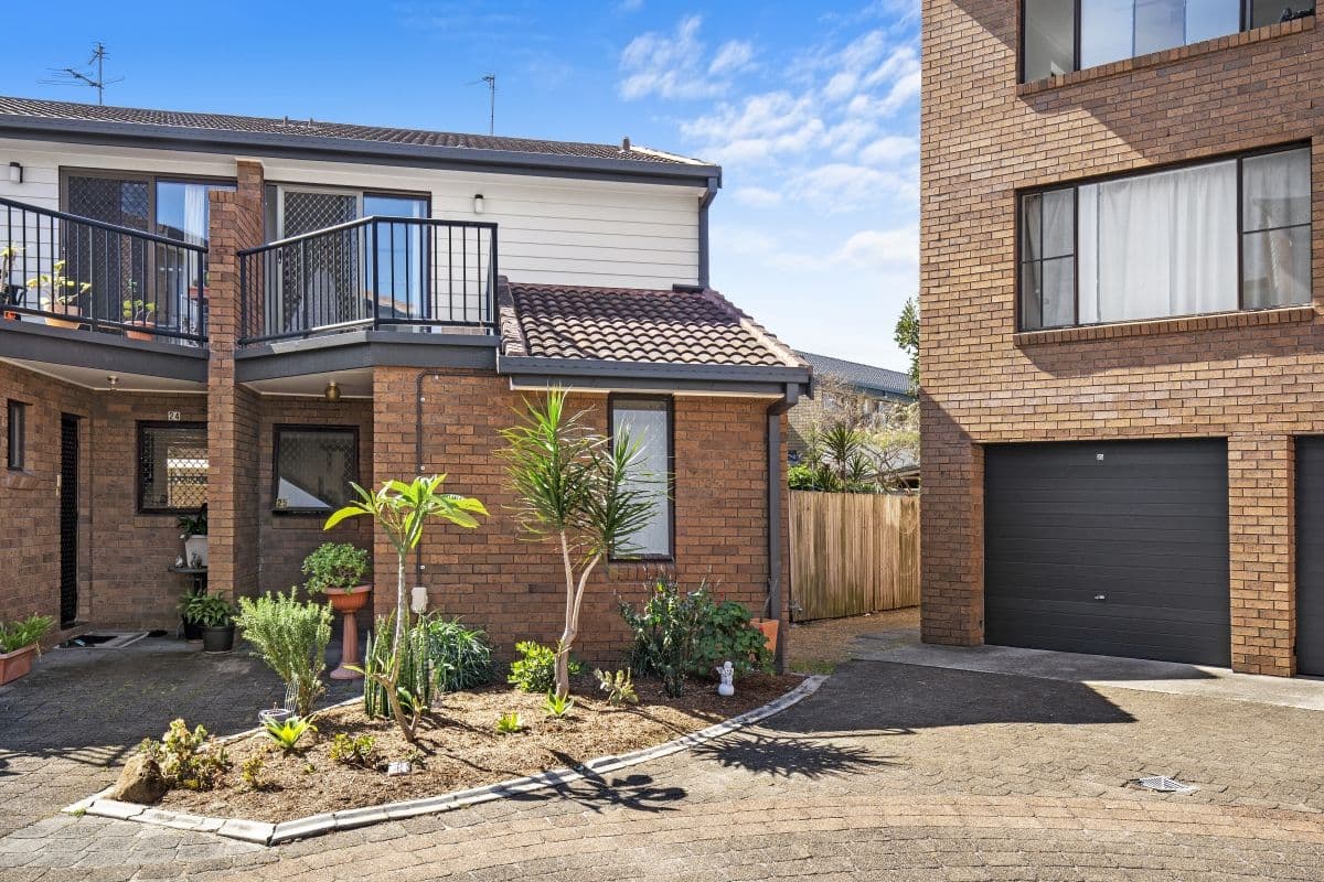 17 Duet Drive, Mermaid Waters QLD 4218, Mermaid Waters - Thumbnail 2