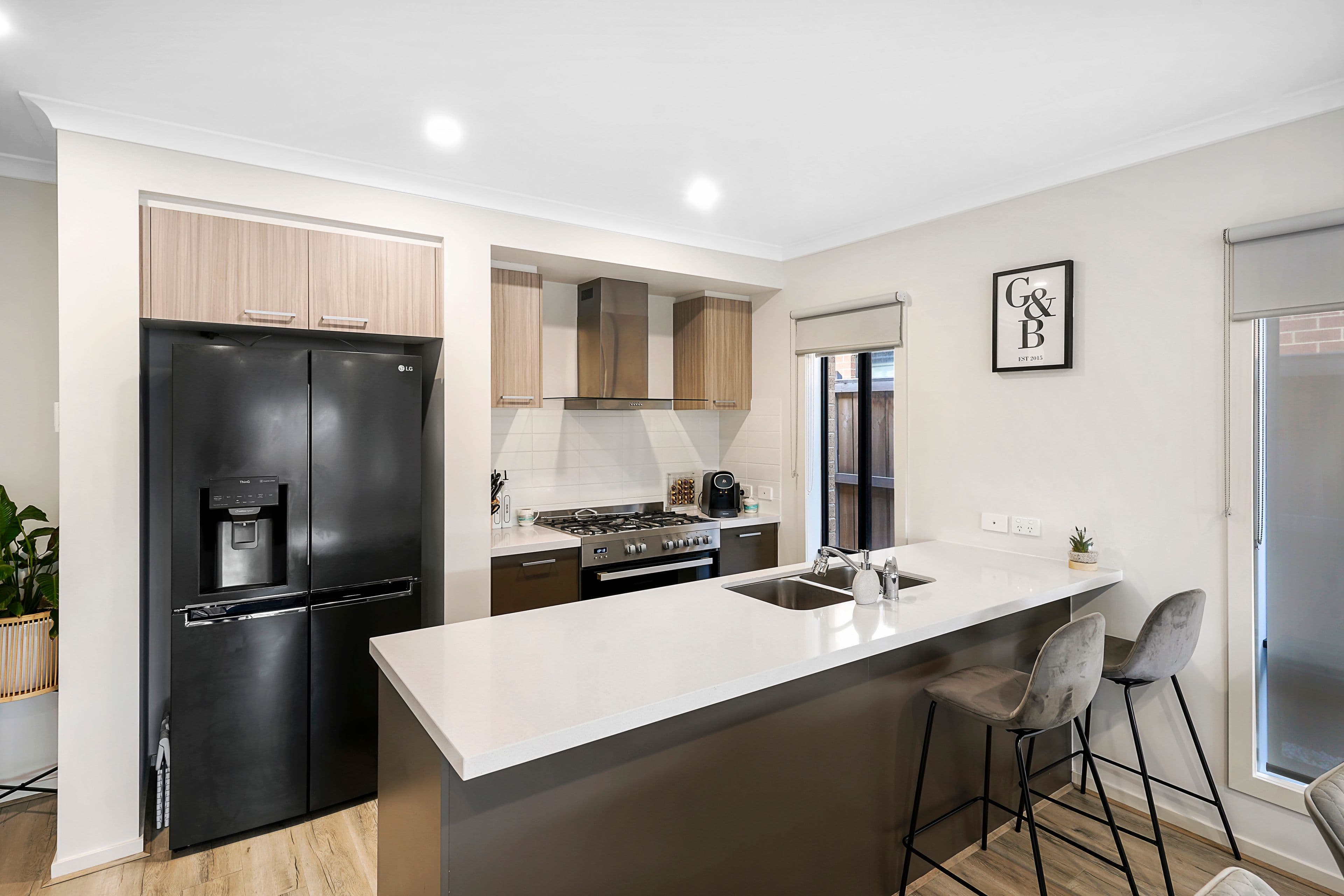 68 Stature Avenue, Clyde North VIC 3978, Clyde North - Thumbnail 4