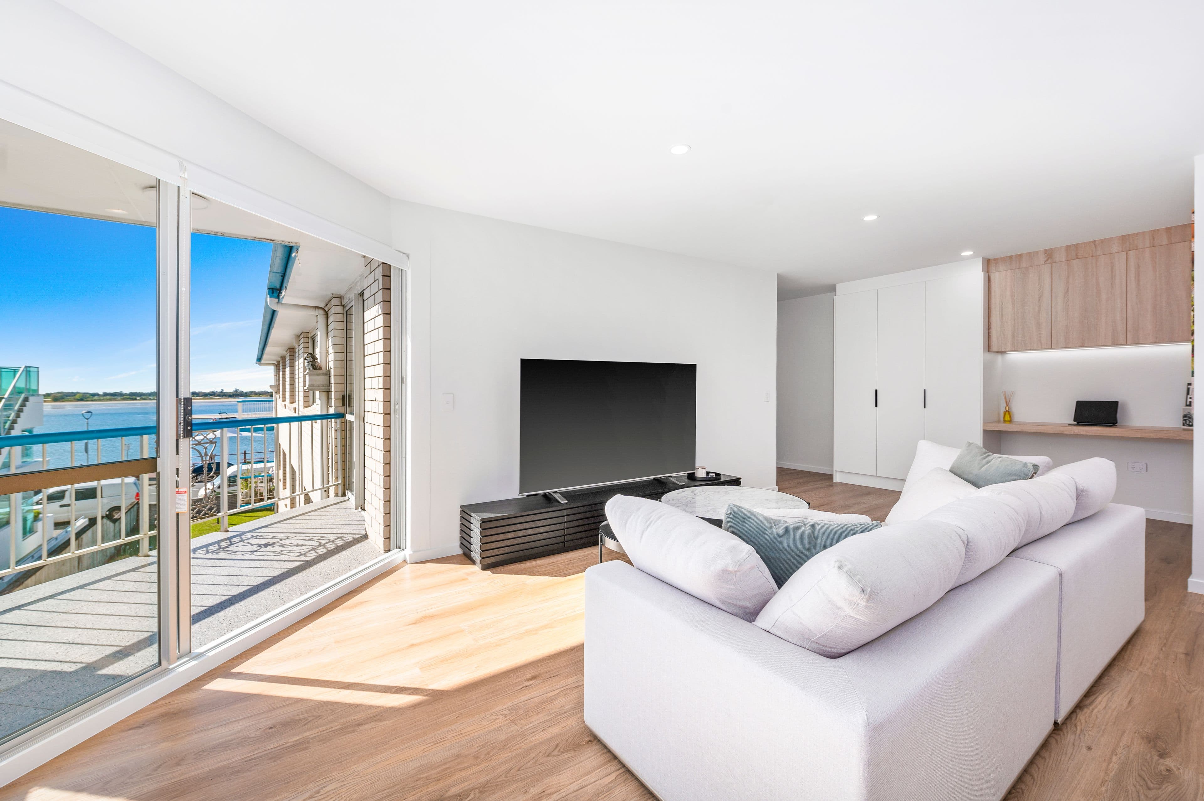 294 Marine Parade, Labrador QLD 4215, Labrador - Thumbnail 3