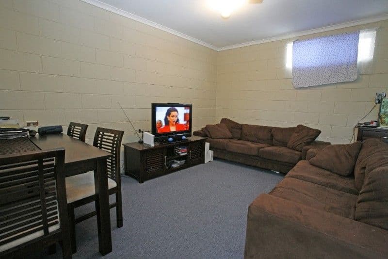 20 Carmody Street, HERMIT PARK QLD 4812, Hermit Park - Thumbnail 2