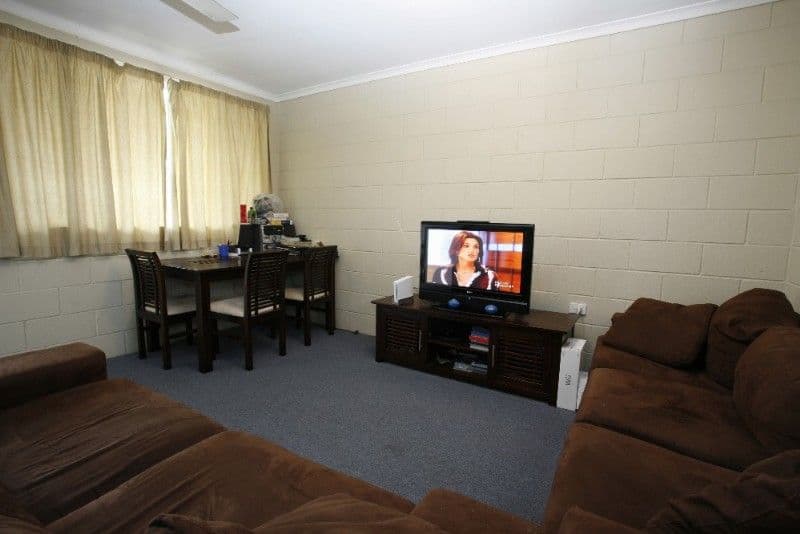 20 Carmody Street, HERMIT PARK QLD 4812, Hermit Park - Thumbnail 3