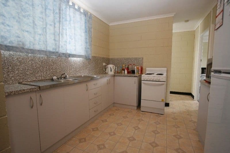 20 Carmody Street, HERMIT PARK QLD 4812, Hermit Park - Thumbnail 4