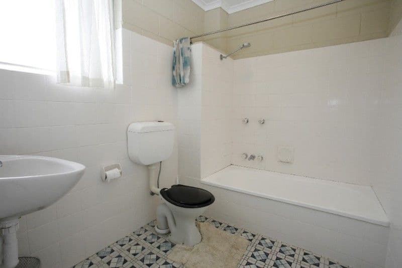 20 Carmody Street, HERMIT PARK QLD 4812, Hermit Park - Thumbnail 6