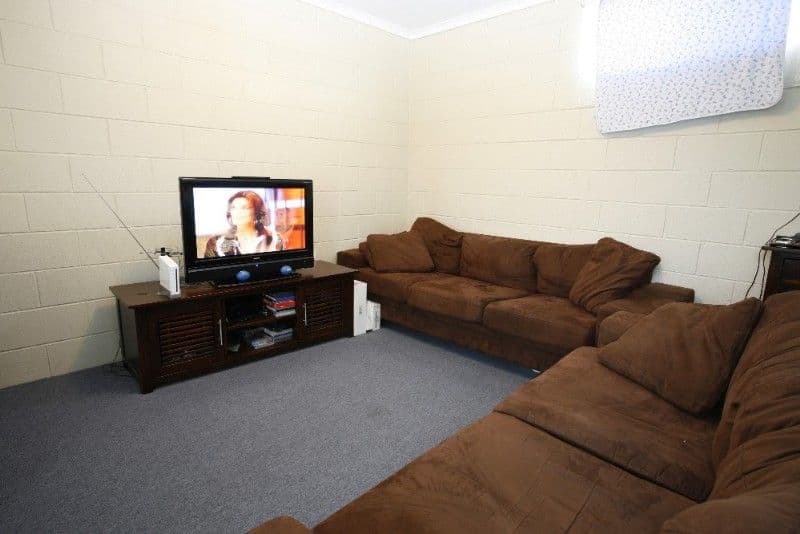 20 Carmody Street, HERMIT PARK QLD 4812, Hermit Park - Thumbnail 7