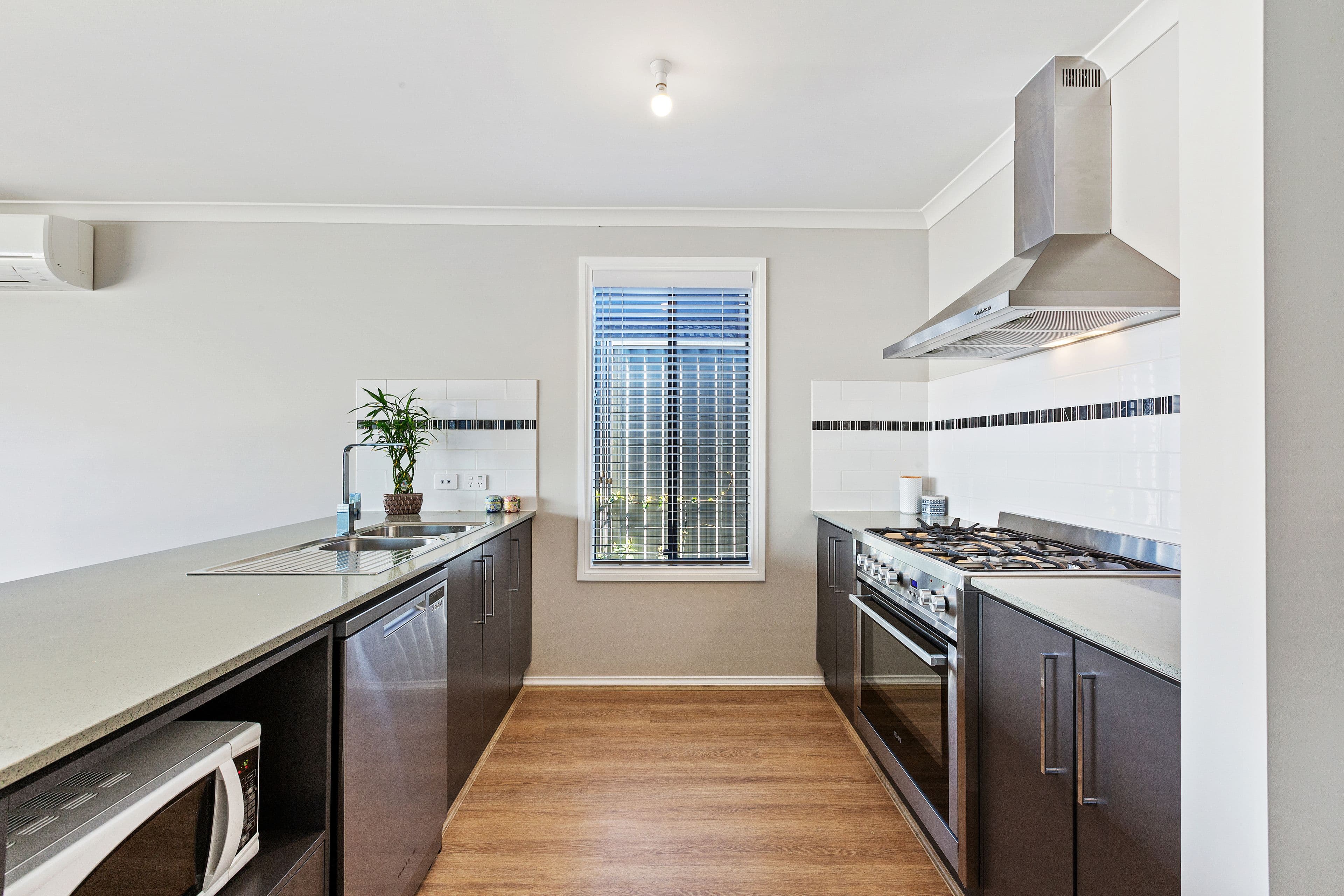 7 Coaldrake Street, Carrum Downs VIC 3201, Carrum Downs - Thumbnail 2